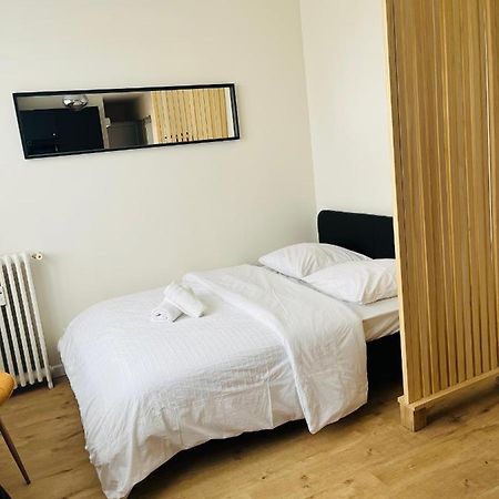 Appartement Plein Centre Ville D'阿尔福维尔 外观 照片
