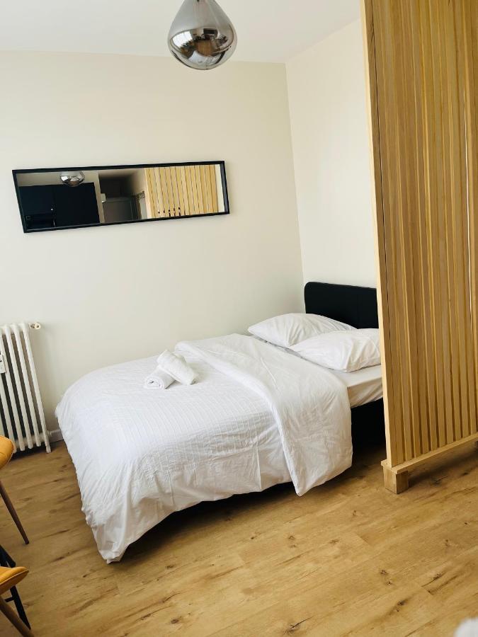 Appartement Plein Centre Ville D'阿尔福维尔 外观 照片